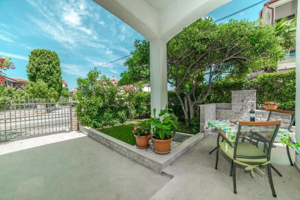 Guest House Marica 로비니 외부 사진