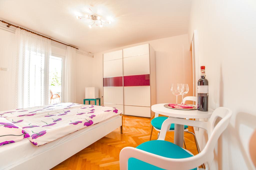 Guest House Marica 로비니 외부 사진