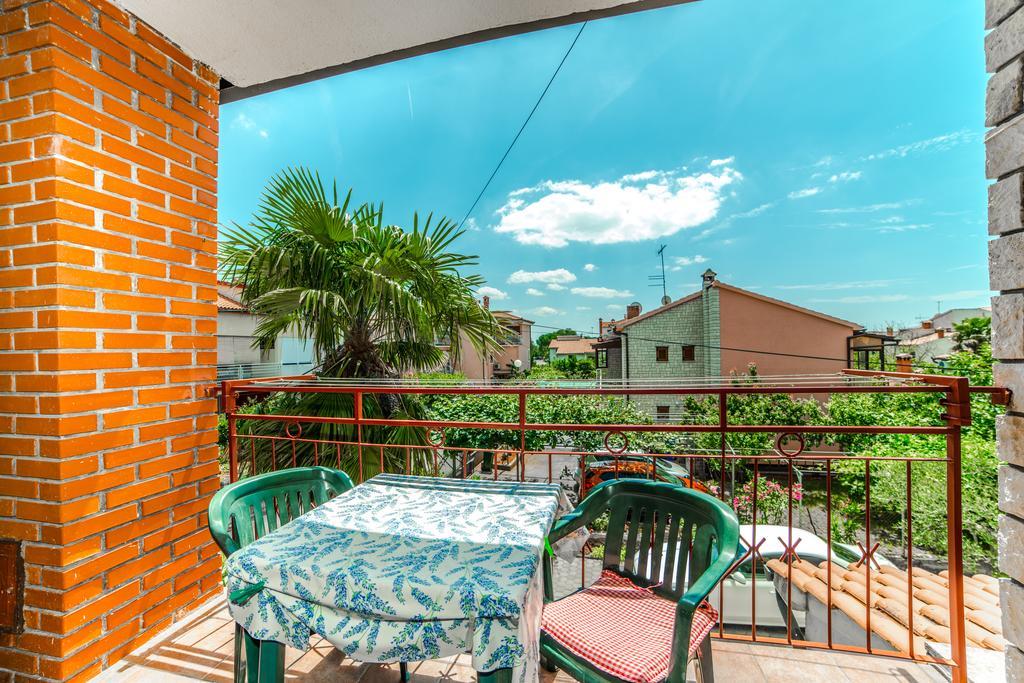 Guest House Marica 로비니 외부 사진